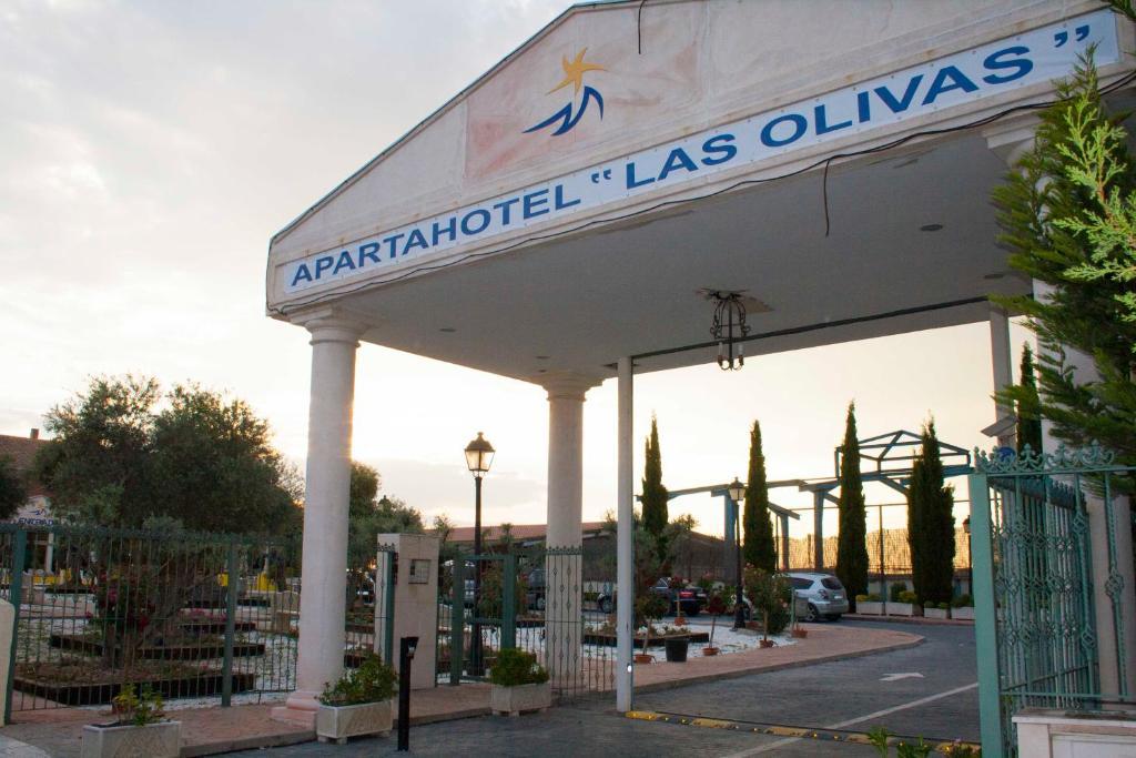 Las Olivas- Borox Aparthotel Sesena Nuevo Exterior photo